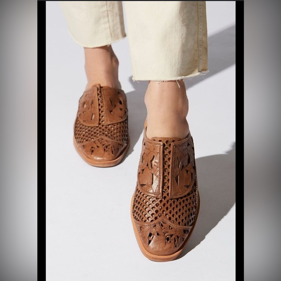 Free People Paramount Slip-On Loafer brown women’s 37 (6.5) - Picture 8 of 9